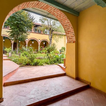 Willa Castello Di Montonate Mornago Zewnętrze zdjęcie