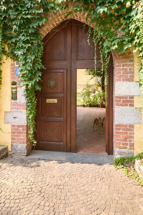 Willa Castello Di Montonate Mornago Zewnętrze zdjęcie