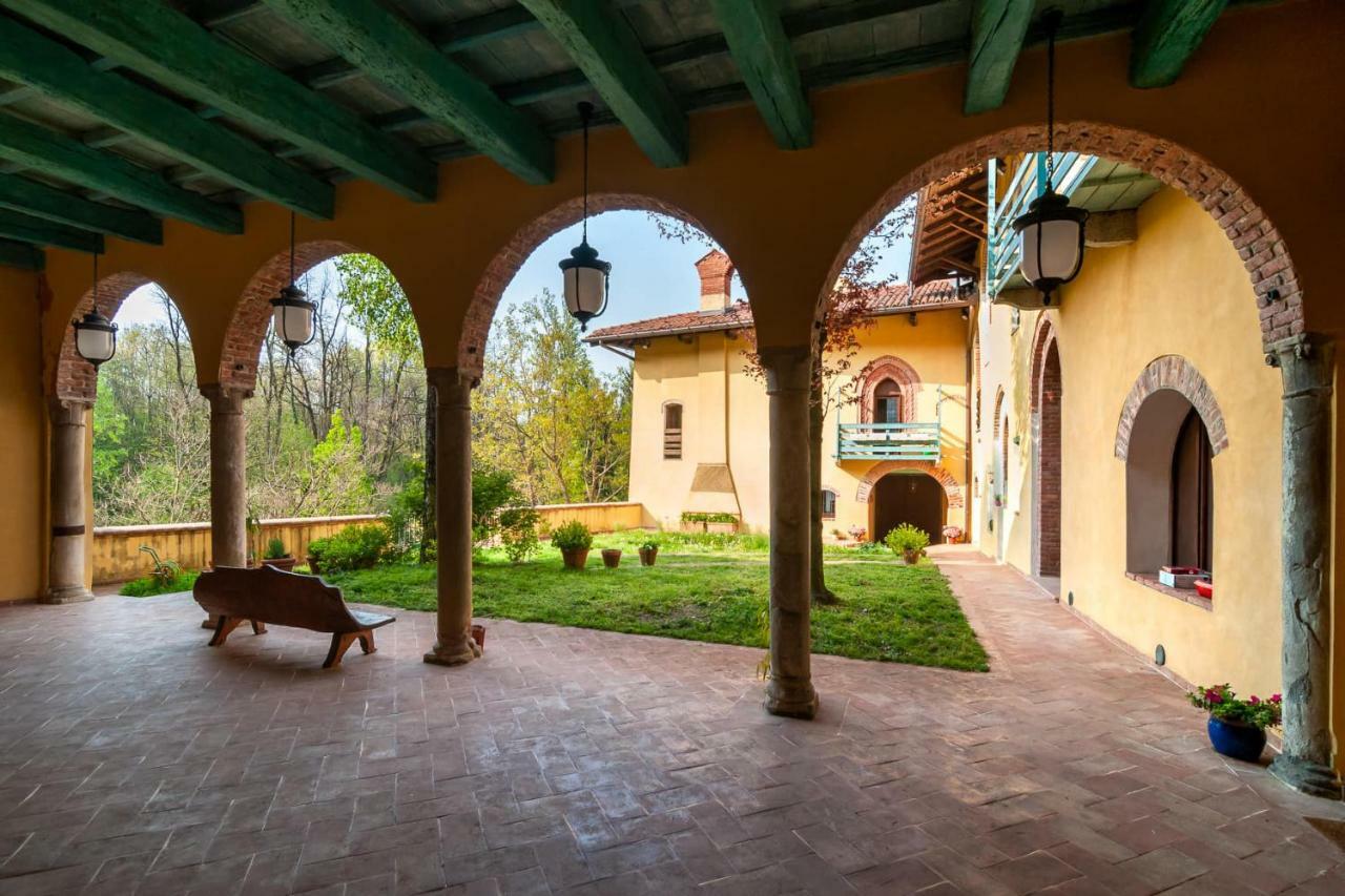 Willa Castello Di Montonate Mornago Zewnętrze zdjęcie